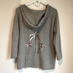 Tommy Bahama lightweight wool three-quarter sleeve V-neck sweater size medium